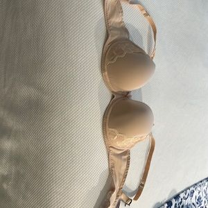 Brand new Prima Donna beige bra.